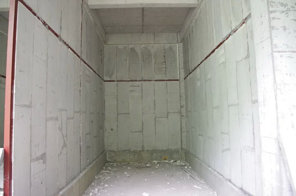 低碳環(huán)保 輕質隔墻板引領建材新風尚